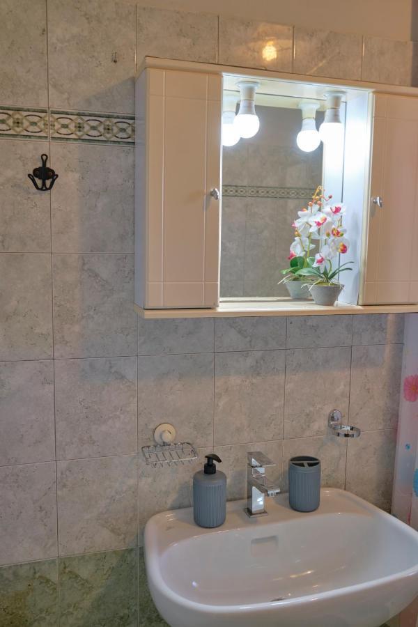 Morfis Getaway Apartment Kalpaki  Dış mekan fotoğraf